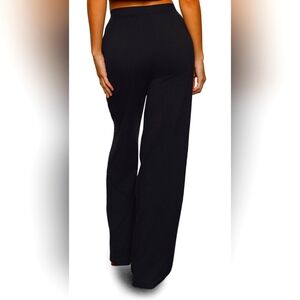 Never worn with tags Skims boyfriend loose pants